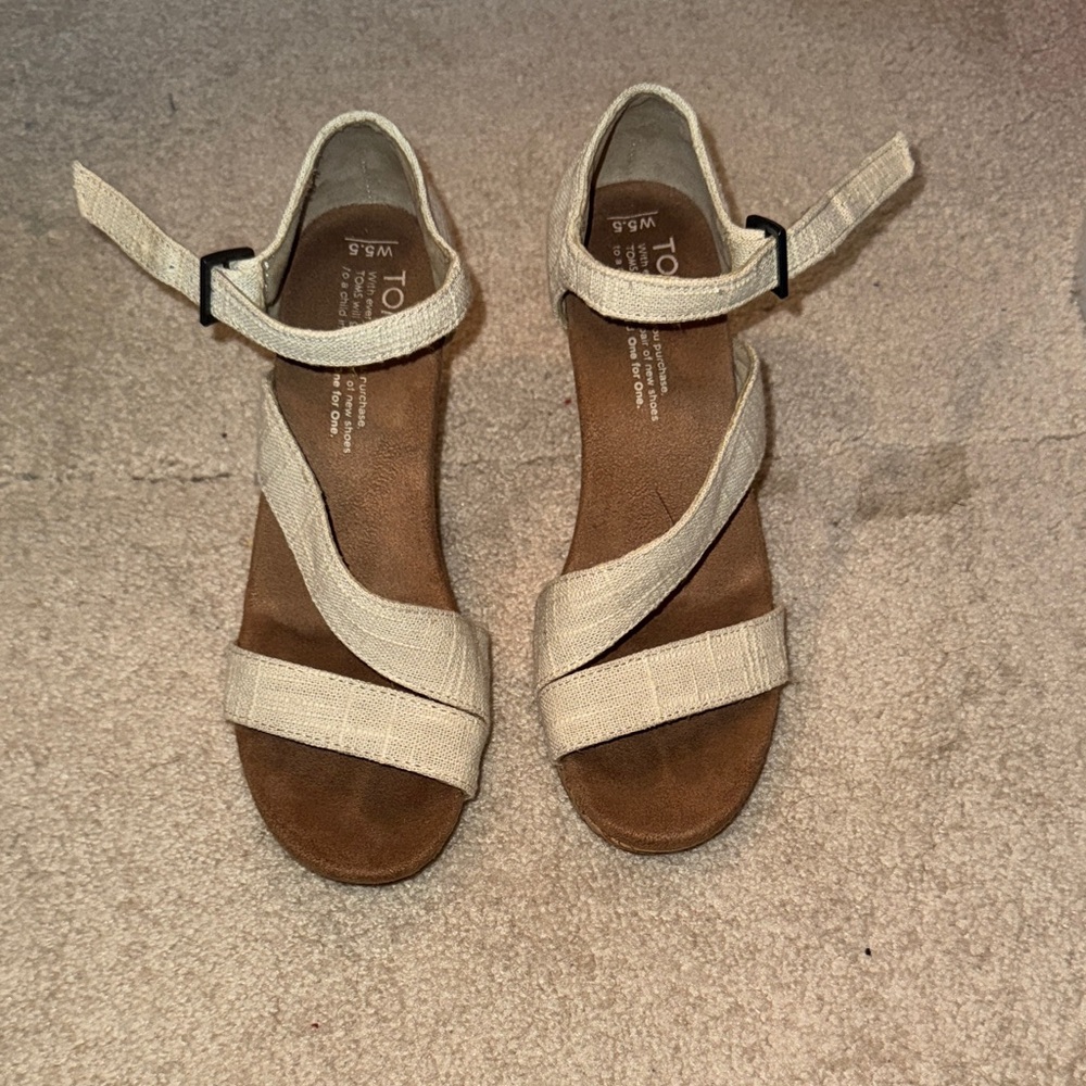 TOMS Women's Cream Strappy Sandals